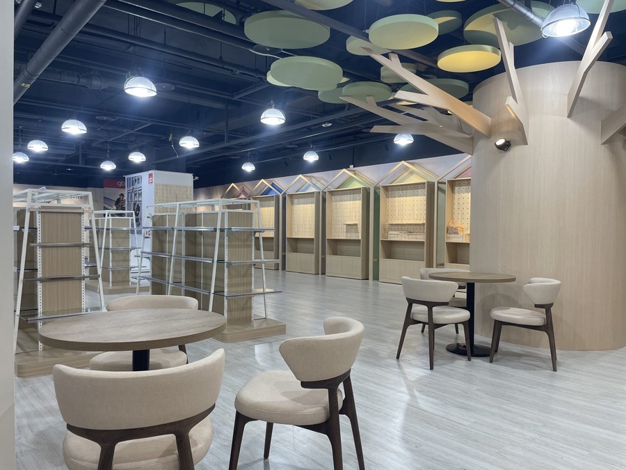 南港某餐飲飯店