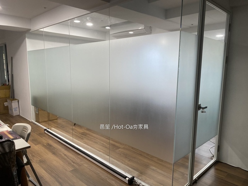 某企業・辦公室